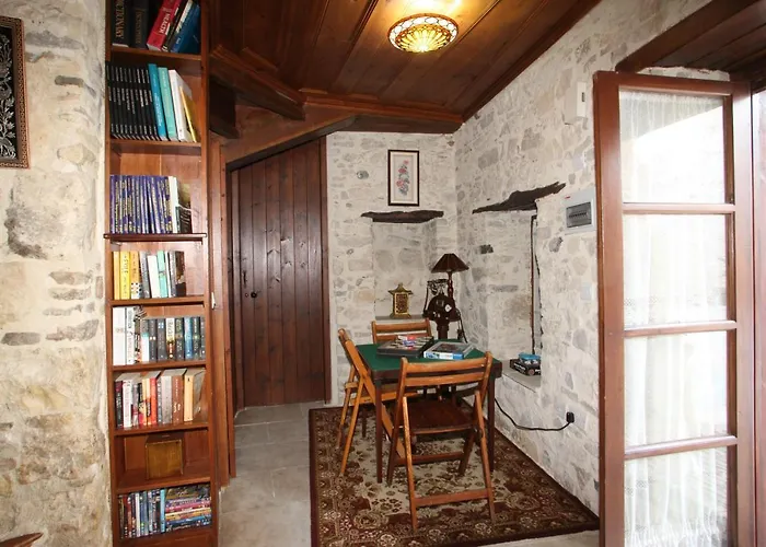 Afames House - Beautiful Traditional House *