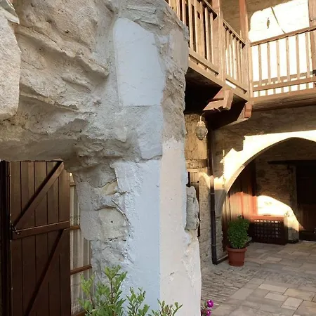 Afames House - Beautiful Traditional House 펜션 오모도스