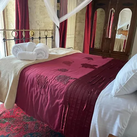 Afames House - Beautiful Traditional House Hébergement de vacances