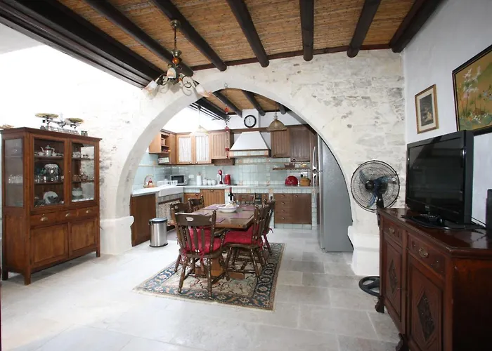 Ferienhaus Afames House - Beautiful Traditional House *